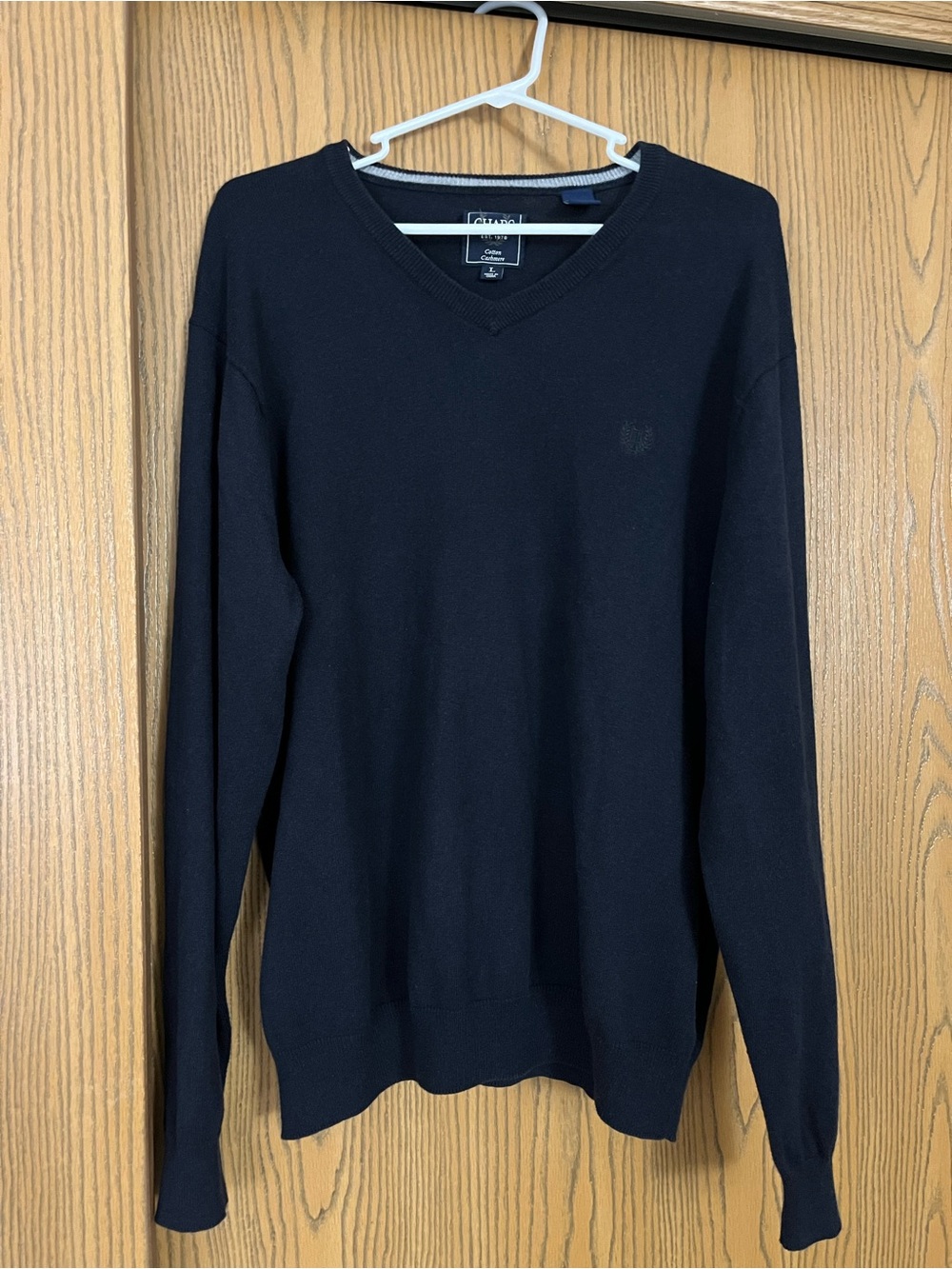 Chaps Mens Large Navy Blue Cotton Cashmere V-Neck Pullover Knit Sweater Logo L